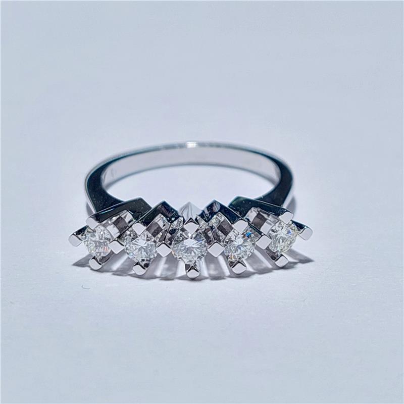 0,60 ct Diamond 14 K White Gold Ring 3,53 gr