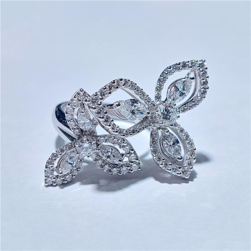 2,29 ct Diamond 18 K White Gold Ring 12,84 gr