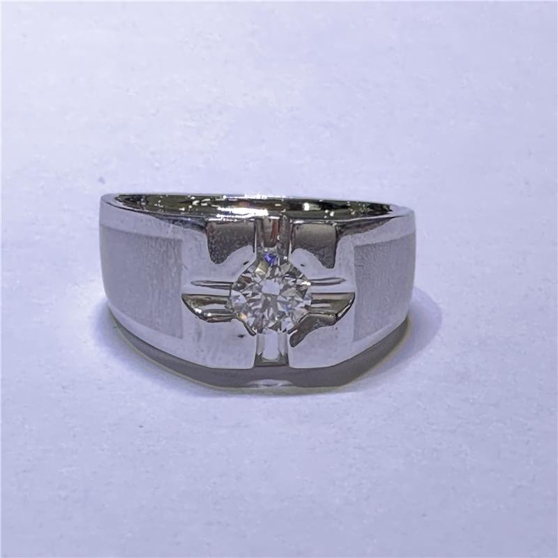 0.62 ct Diamond 18 K White Gold Ring 23.40 gr