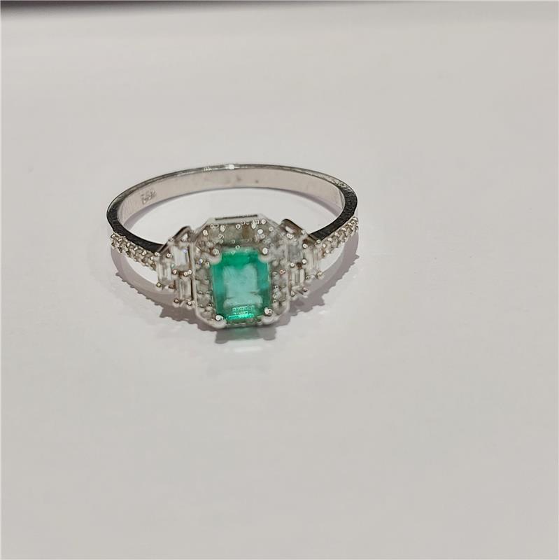 0.33 ct Diamond 14 K White Gold Ring 2.17 gr