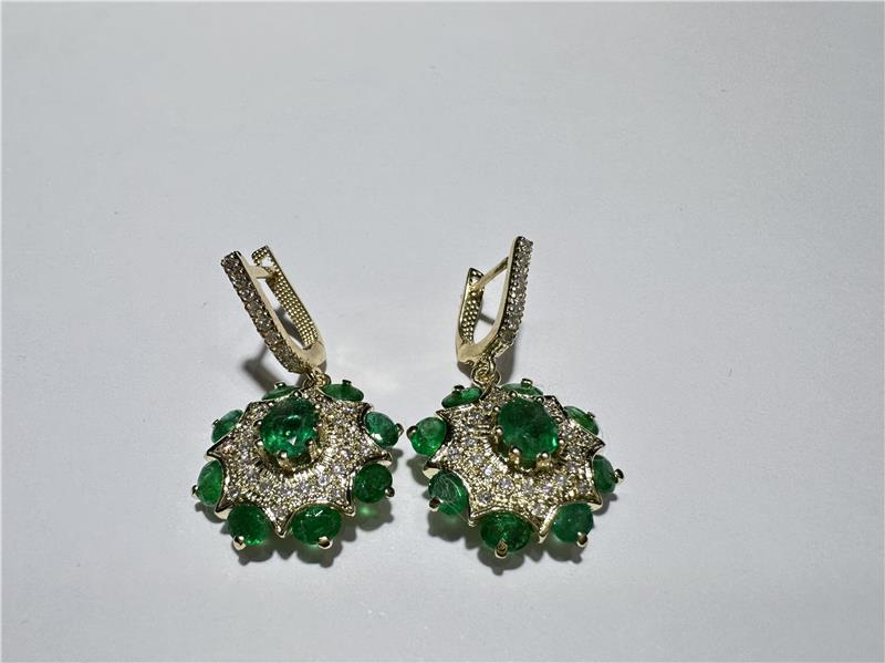 0.68 Карат Бриллиант 14 K Желтое Золото Серьги 9.30 гр