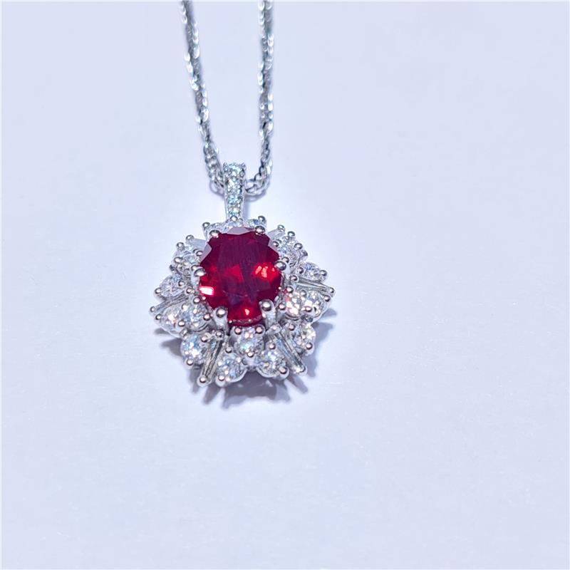 0.79 ct Diamond 14 K White Gold Necklace 4.26 gr