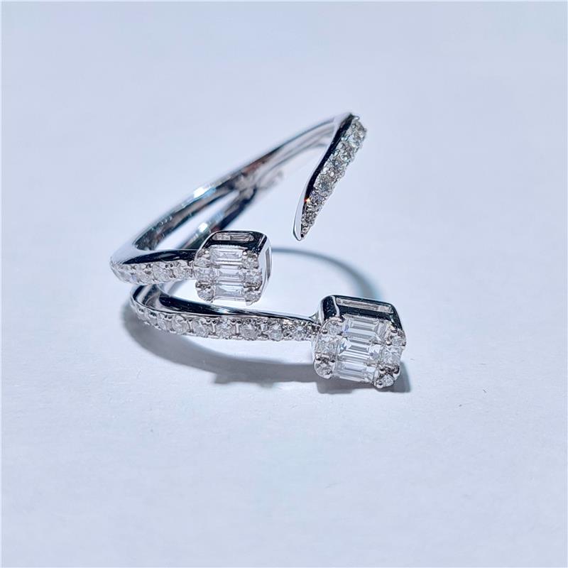 0,77 ct Diamond 18 K White Gold Ring 4,74 gr