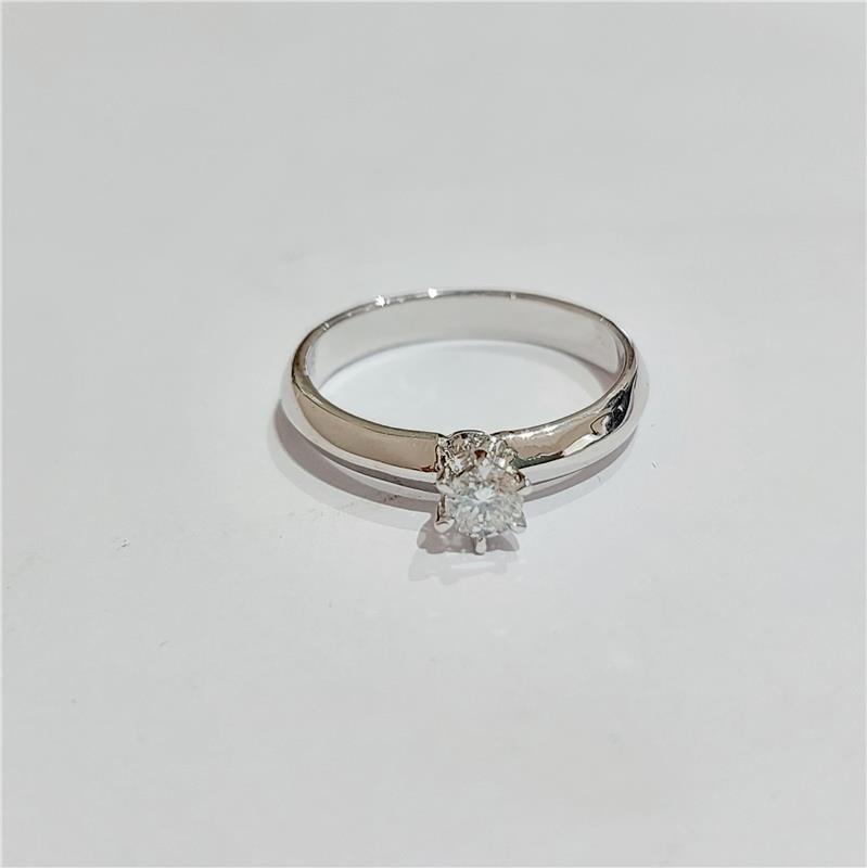 0.18 ct Diamond 14 K White Gold Ring 2.47 gr