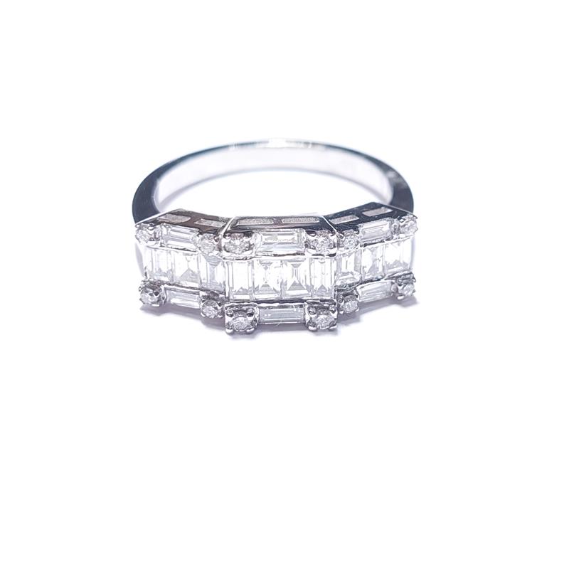 0.92 ct Diamond 18 K White Gold Ring 4.12 gr