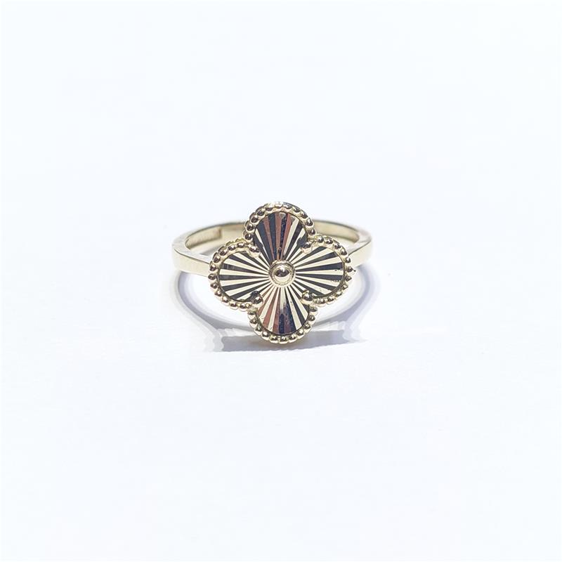 14 K Yellow Gold Ring 2.52 gr