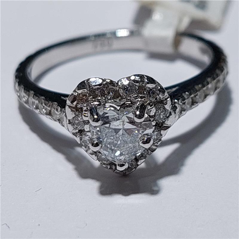 0,82 ct Diamond 18 K White Gold Ring 3,07 gr