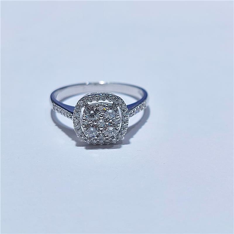0,58 ct Diamond 18 K White Gold Ring 3,53 gr