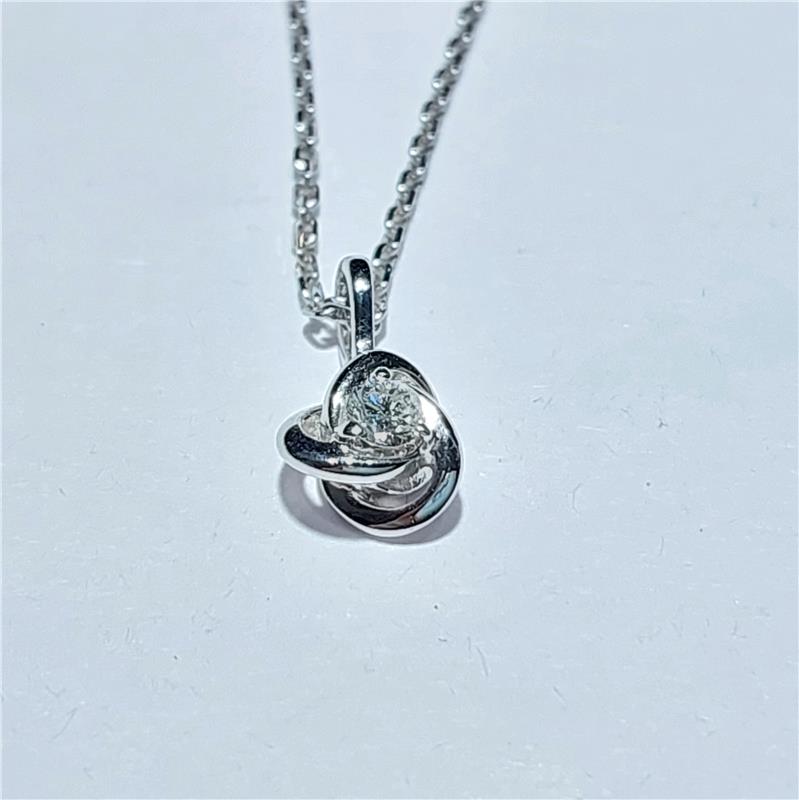 0.12 ct Diamond 14 K White Gold Necklace 3.25 gr