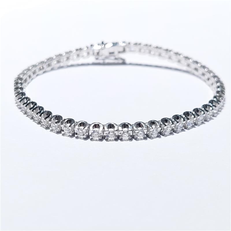 2.57 ct Diamond 18 K White Gold Bracelet 14.33 gr